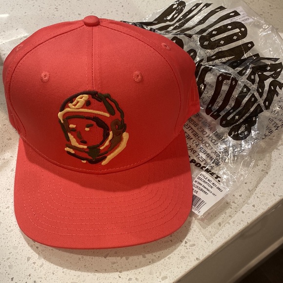 Never worn SnapBack - Picture 2 of 9